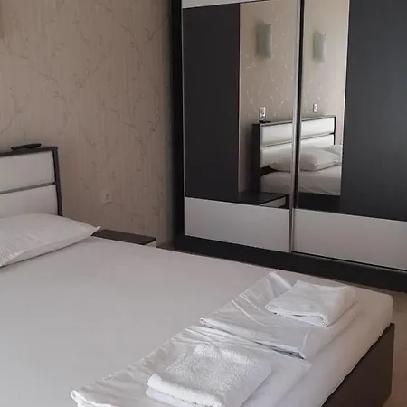 Roma Monna Apartament