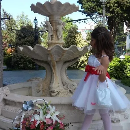 Roma Monna * 네세부르